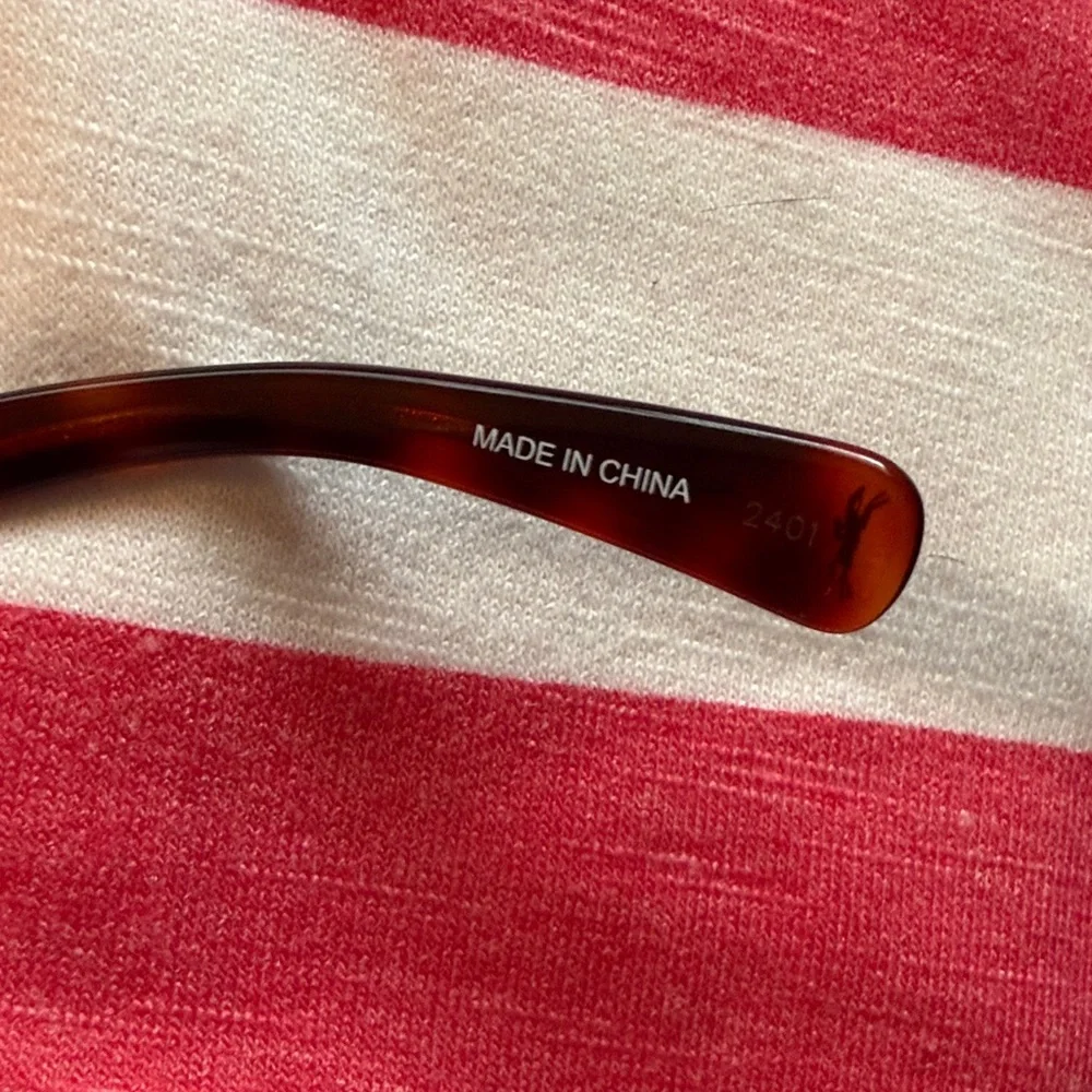 Longchamp 518 Red Havana Tortoiseshell Cat Eye Sunglasses,Gold Temple Accent NIC